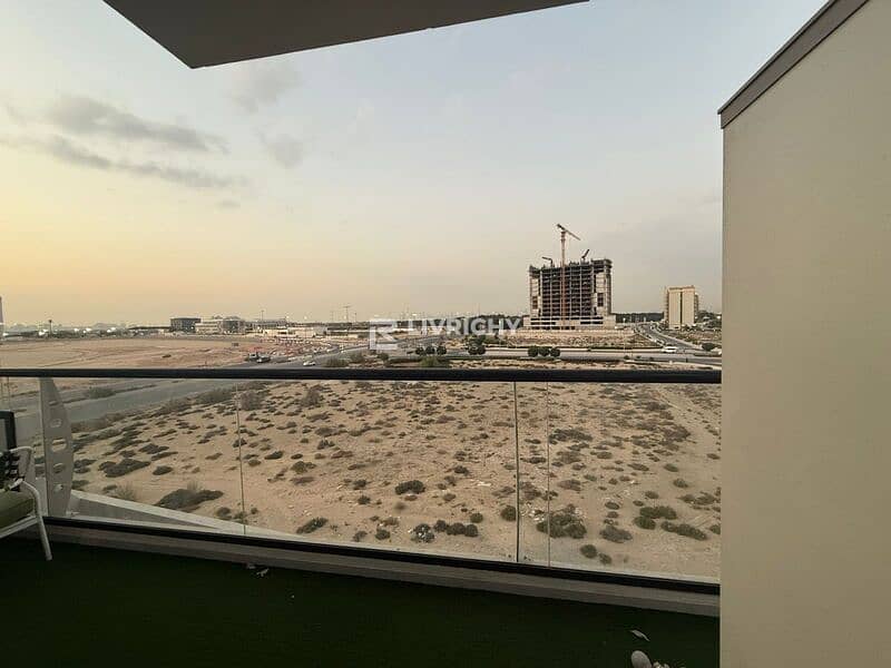 MODERN INTERIOR | SPACIOUS LAYOUT | RENTED - Image 8