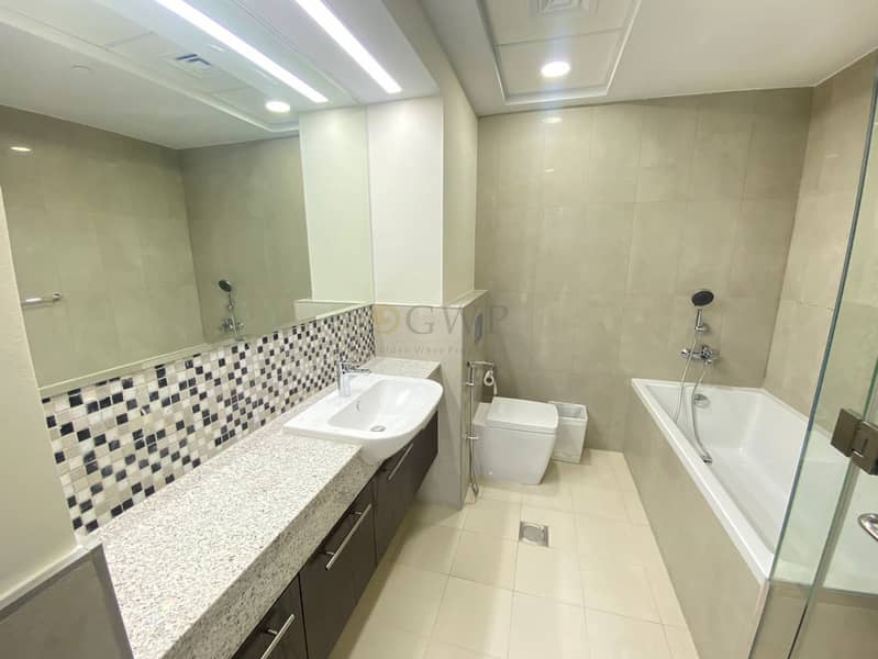 Spacious|Great Deal|Appliances Included|Vacant - Image 10