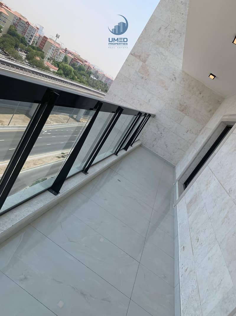 Duplex Apartment | Best Investment Deal | Dubai Skyline View | Closed Kitchen