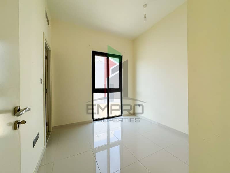 3 Bed+Maid | Spacious Lay Out | Vacant - Image 11