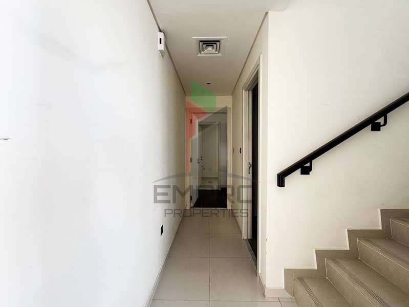 3 Bed+Maid | Spacious Lay Out | Vacant - Image 27