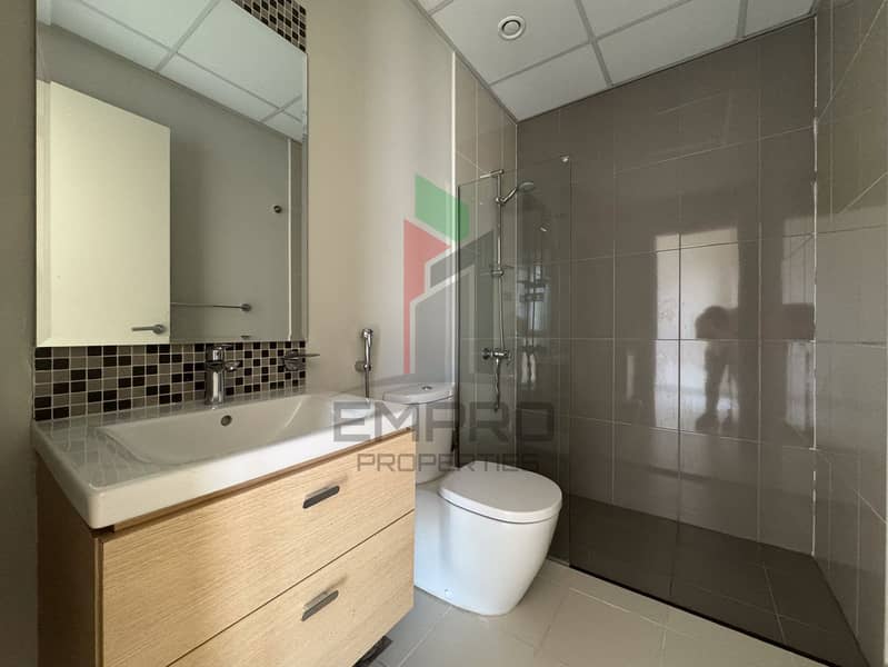 3 Bed+Maid | Spacious Lay Out | Vacant - Image 31