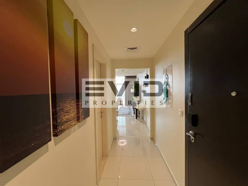 Fully Furnished | High Floor | Stunning View - Image 11