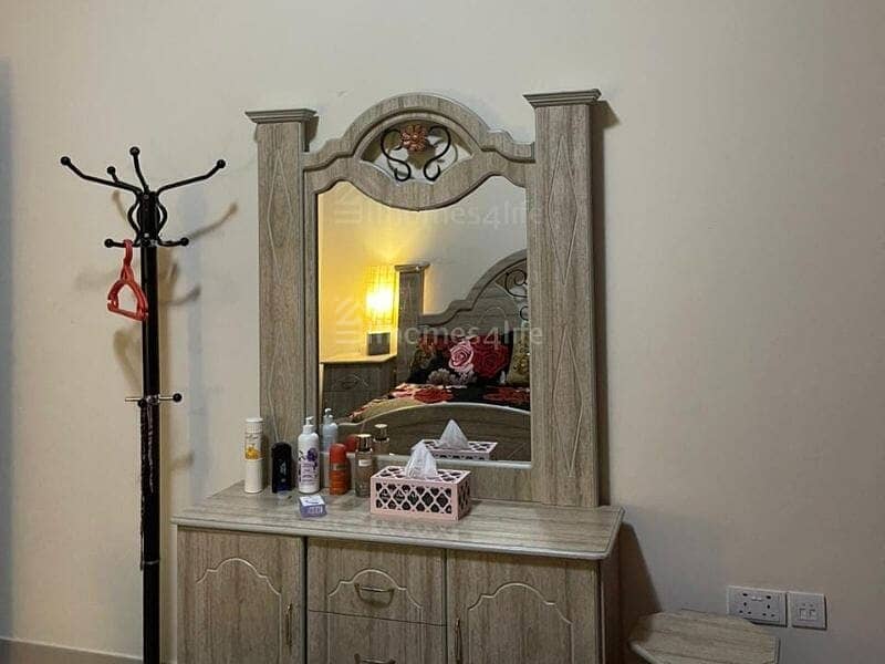 Easy access | 3 Bed + maid room | Back to back