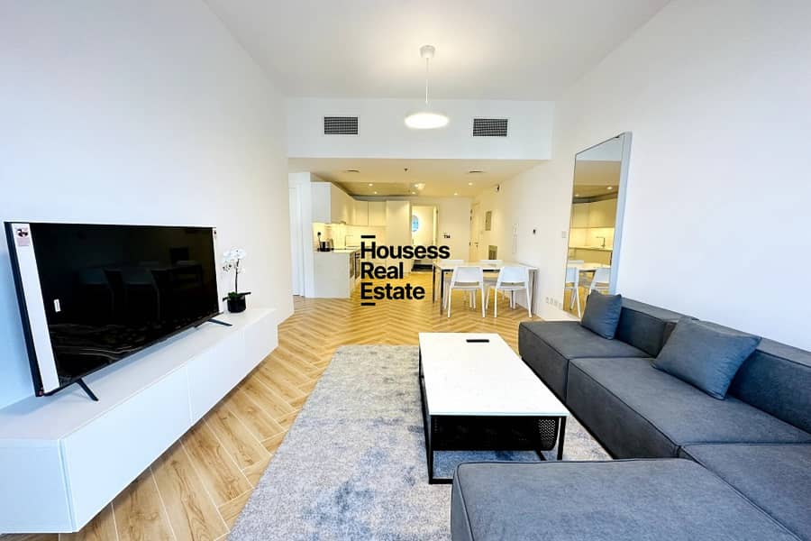 Fully Luxury Renovated | Vacant | Chiller Free