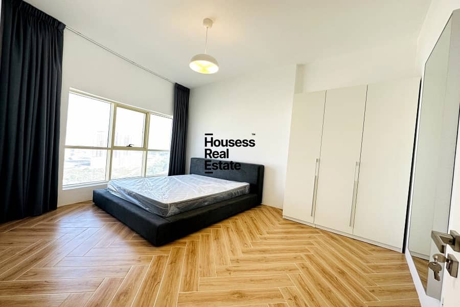 Fully Luxury Renovated | Vacant | Chiller Free - Image 6