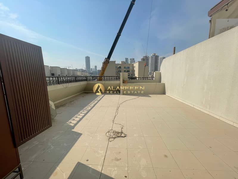 Community View | 3BR+Maidroom | Spacious Villa - Image 14