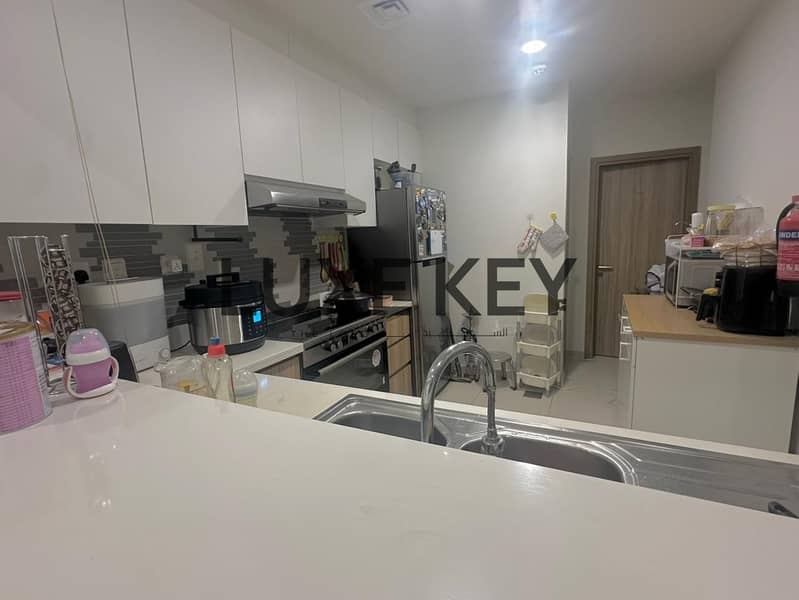 Beside Pool & Park | 3 bdr + maid | VOT - Image 7