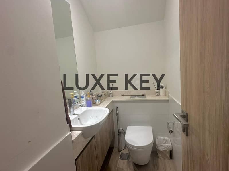 Beside Pool & Park | 3 bdr + maid | VOT - Image 16