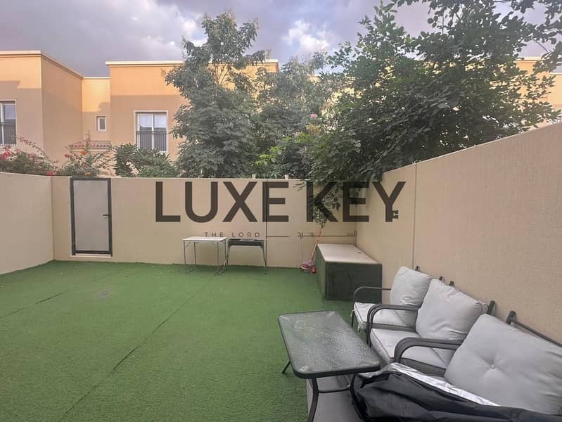 Beside Pool & Park | 3 bdr + maid | VOT - Image 19