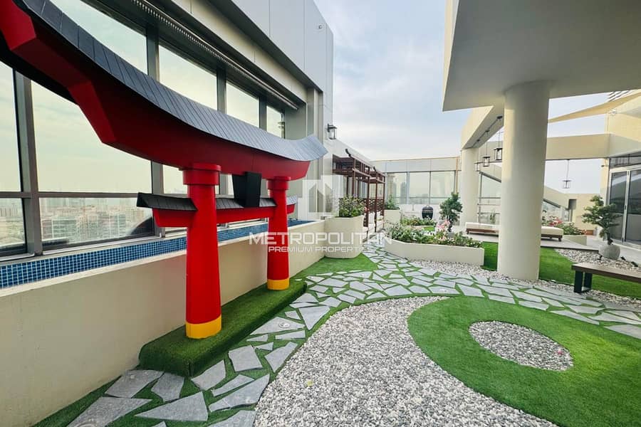 Spacious | Fully Furnished | Great Amenities - Image 17