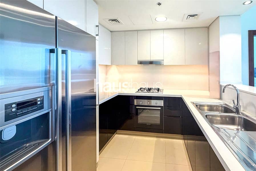 Vacant | Mall + Metro access | Preferred Layout