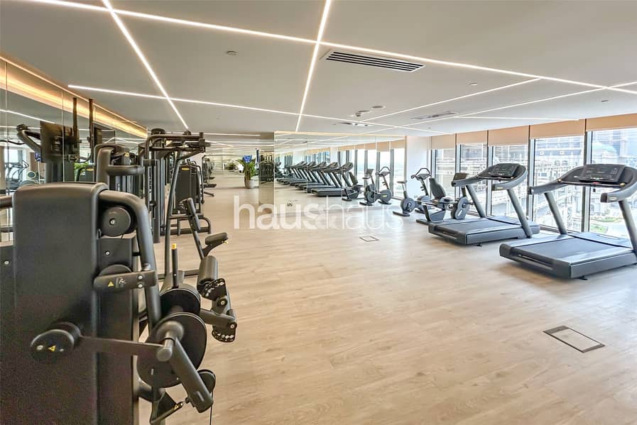 Sea View | High Floor | Balcony - Image 7