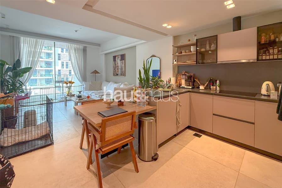 Unfurnished | Large Layout | Exclusive