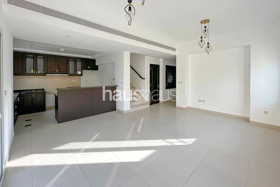 Large Garden | Corner Plot | Maids Room