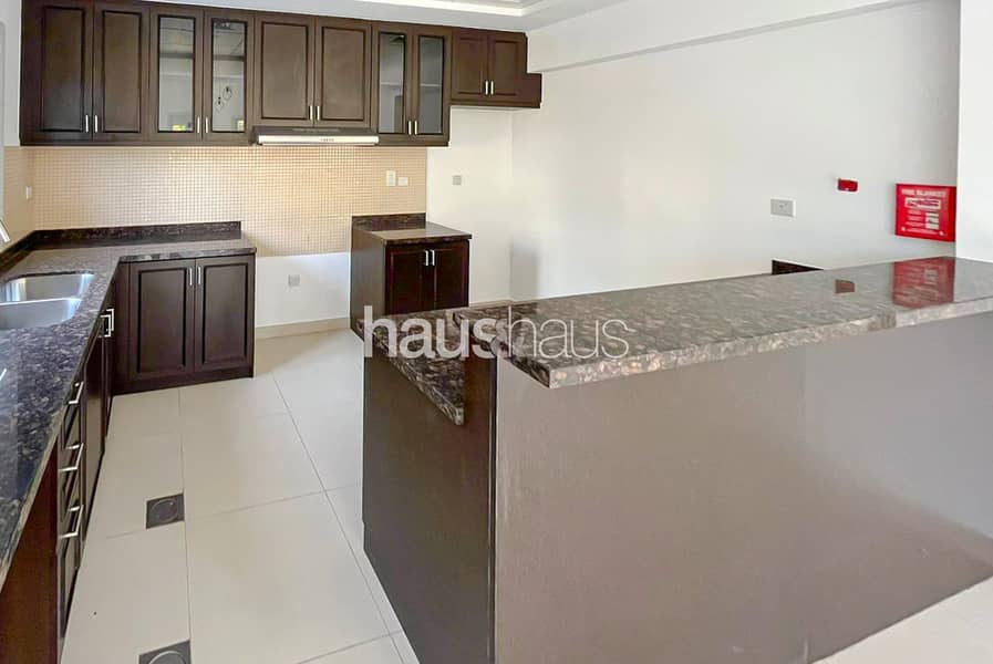 Large Garden | Corner Plot | Maids Room