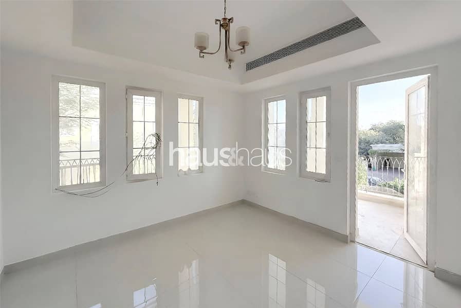 Fully Upgraded | Bright Layout | Large Plot - Image 7