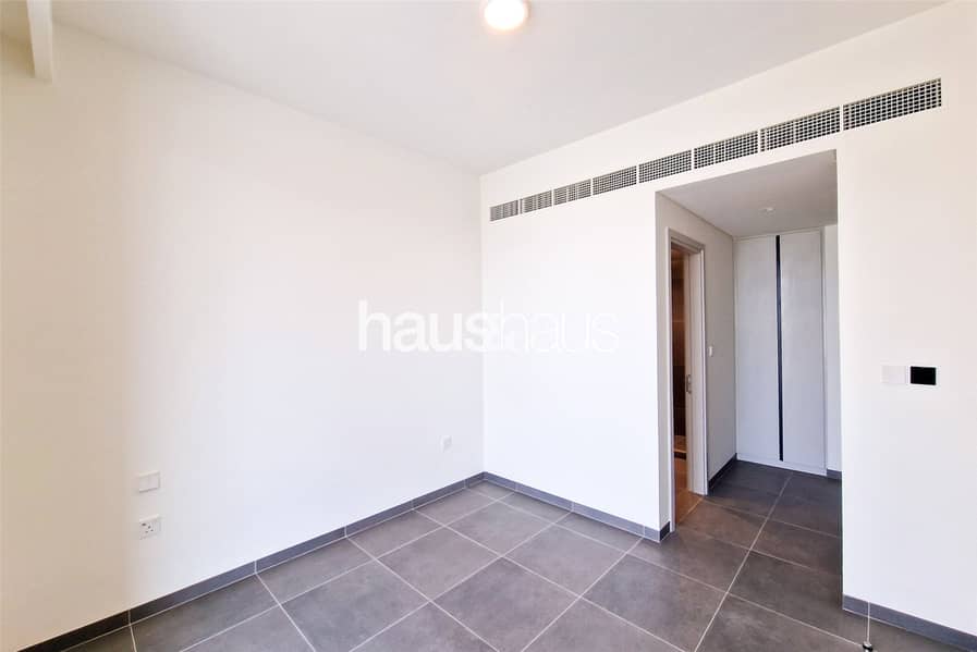 Available Now | Single Row | Landscaped - Image 11