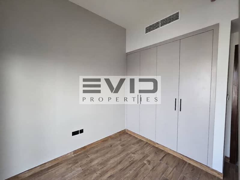 Luxury 3 BR + Maid | High Floor | Next to Metro | Vacant - Image 10