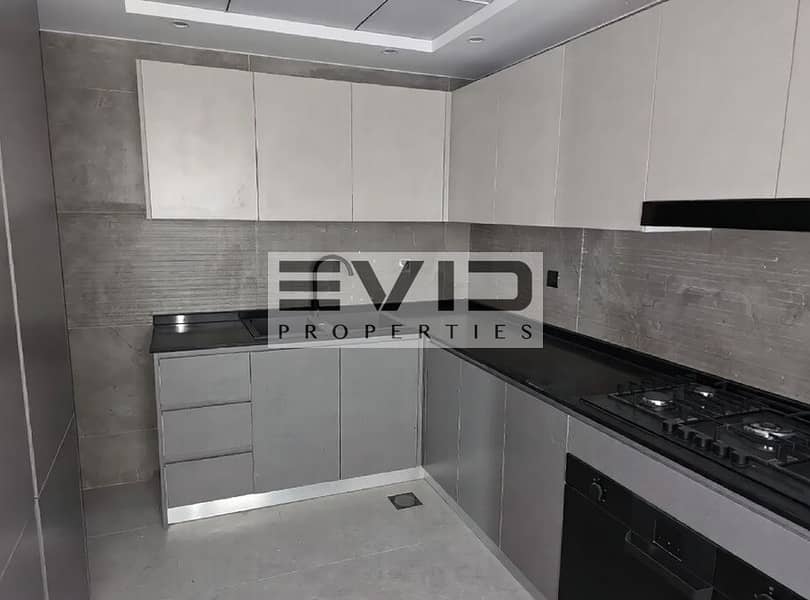 Luxury 3 BR + Maid | High Floor | Next to Metro | Vacant - Image 13