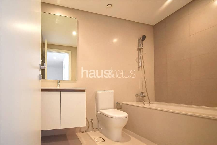 Across from Pool and park | Tenanted - Image 8