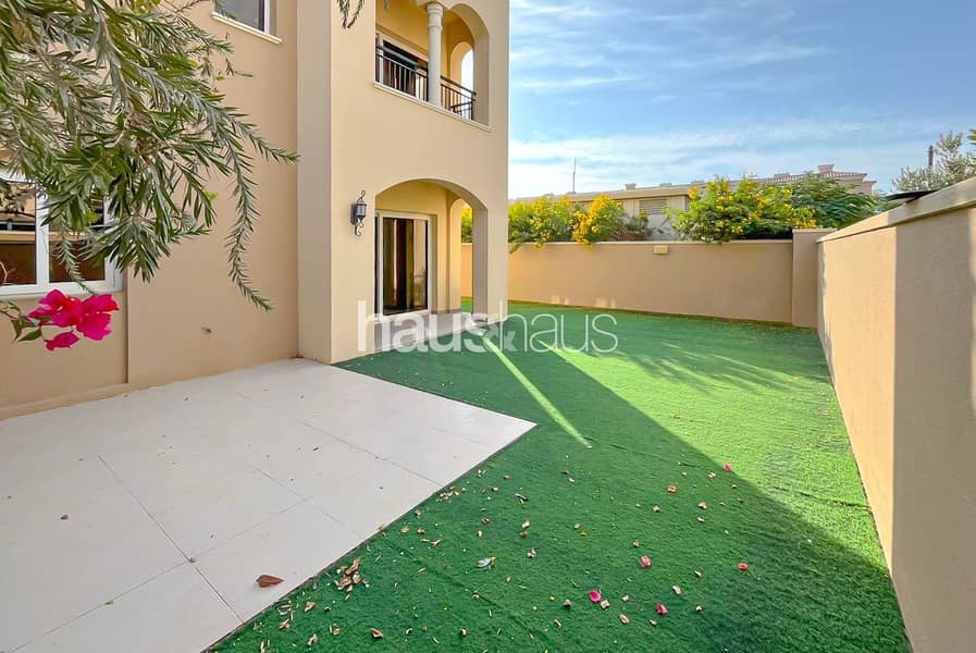 Large Garden | Corner Plot | Maids Room - Image 13