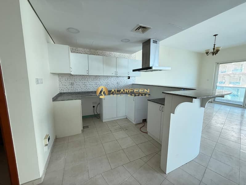 Higher Floor | Community View | Prime Location - Image 8