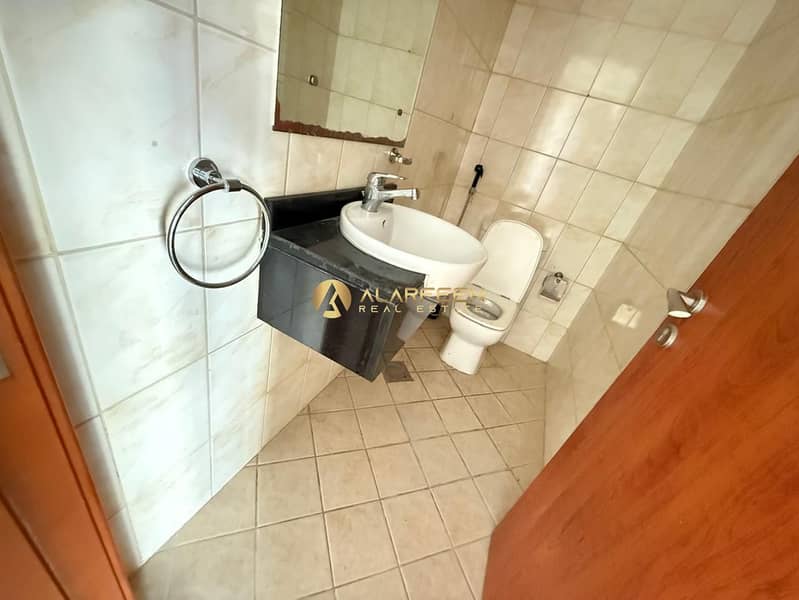 Higher Floor | Community View | Prime Location - Image 10