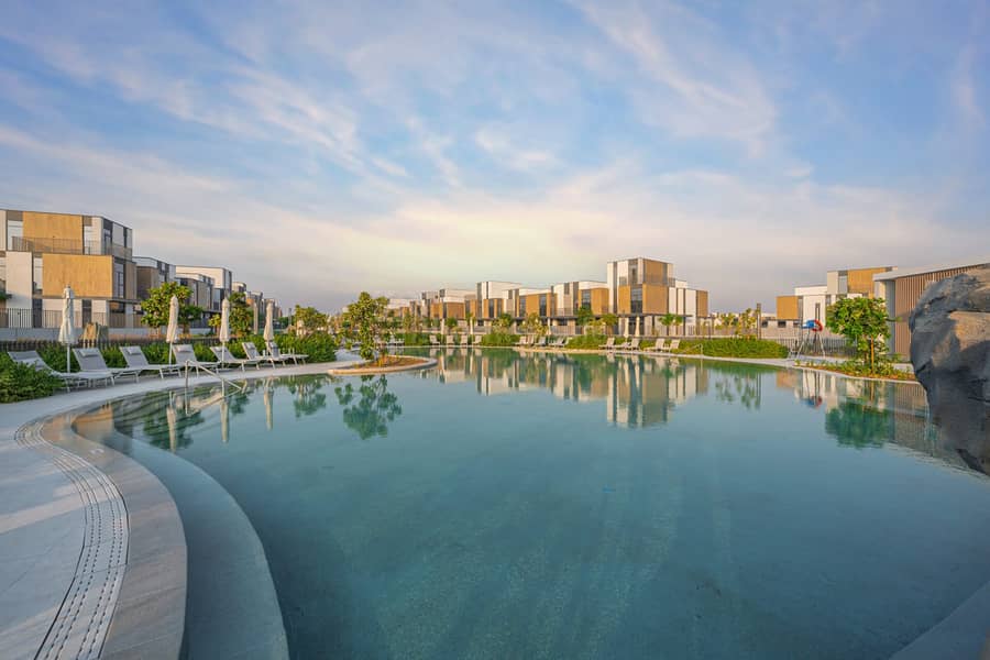 PRIME LOCATION | SINGLE ROW | MULTIPLE OPTIONS