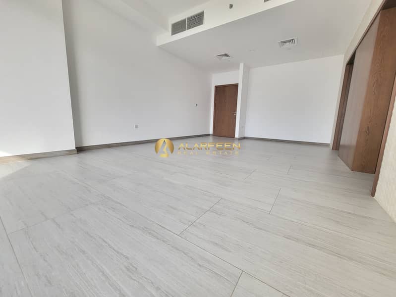 Spacious | Fully Fitted Kitchen | Park View