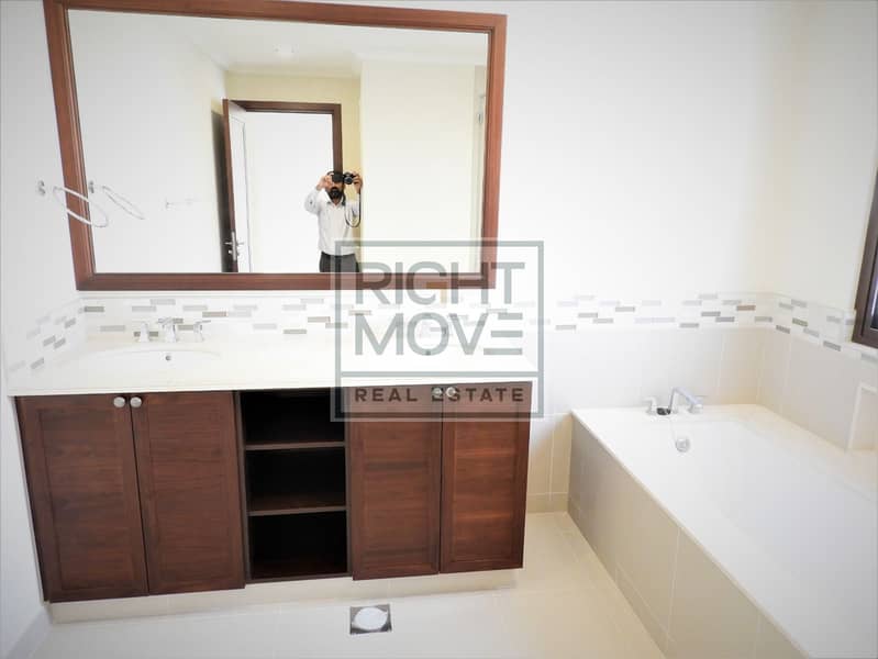 Lila Villa – Spacious Family Home for Rent - Image 10