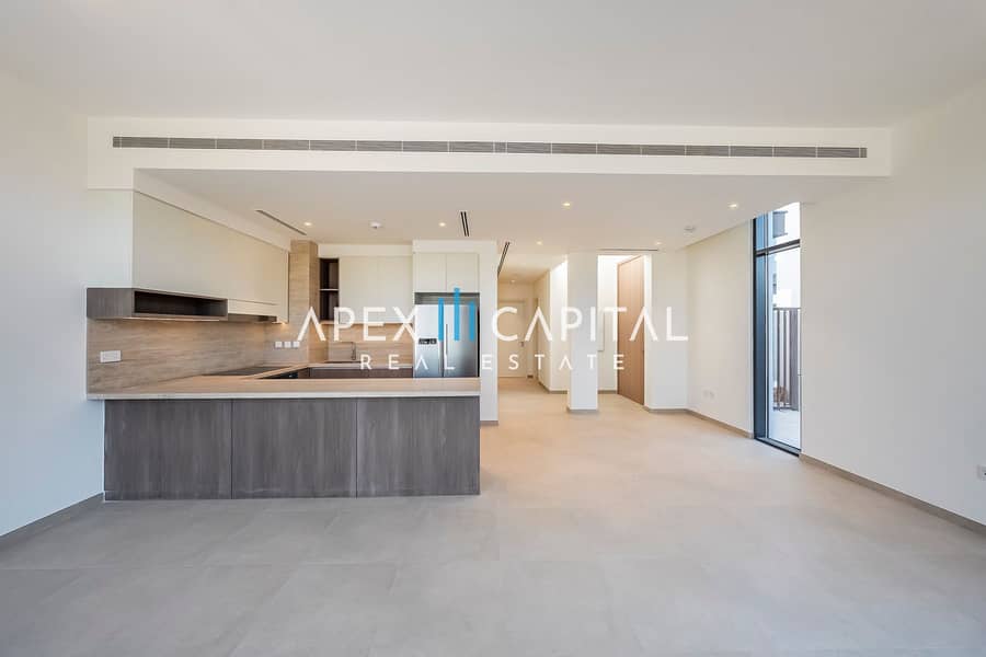 Spacious | Direct on the Park | Kitchen Equipped