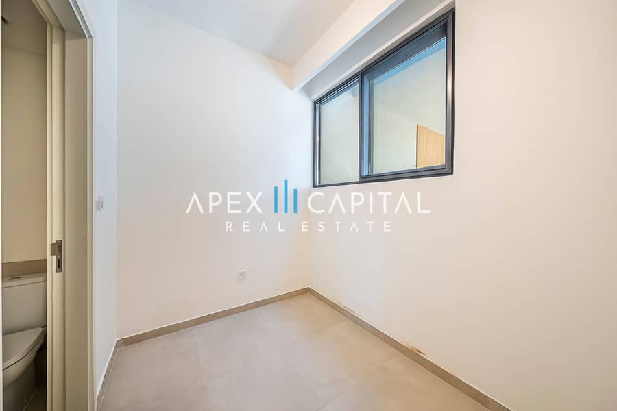 Spacious | Direct on the Park | Kitchen Equipped - Image 11