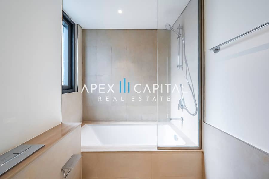 Spacious | Direct on the Park | Kitchen Equipped - Image 24