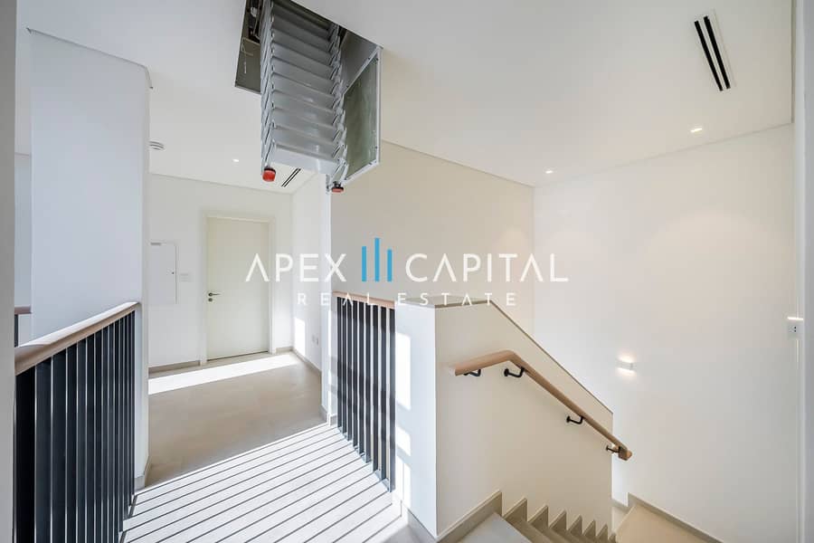 Spacious | Direct on the Park | Kitchen Equipped - Image 27