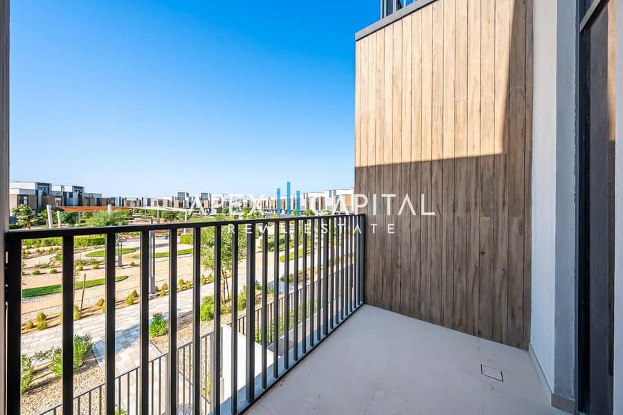 Spacious | Direct on the Park | Kitchen Equipped - Image 28