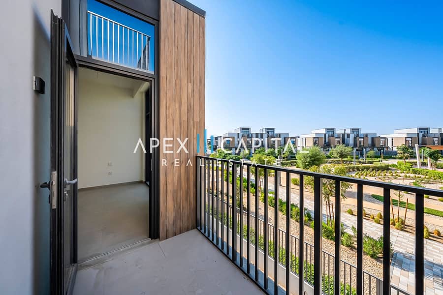 Spacious | Direct on the Park | Kitchen Equipped - Image 29