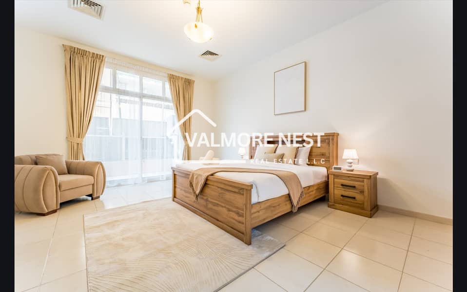 Premium furnished unit with study room I Investor deal I Best price - Image 7