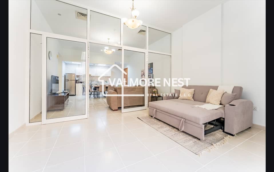 Premium furnished unit with study room I Investor deal I Best price - Image 15