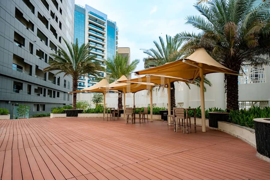 Spacious | Premium Amenities | Furnished - Image 14