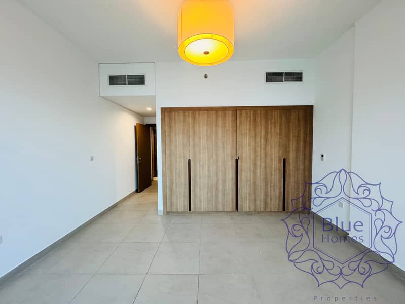 Burj khalifa View • Lavish 3BHK + Store room • Kids play area •Gym Pool - Image 9