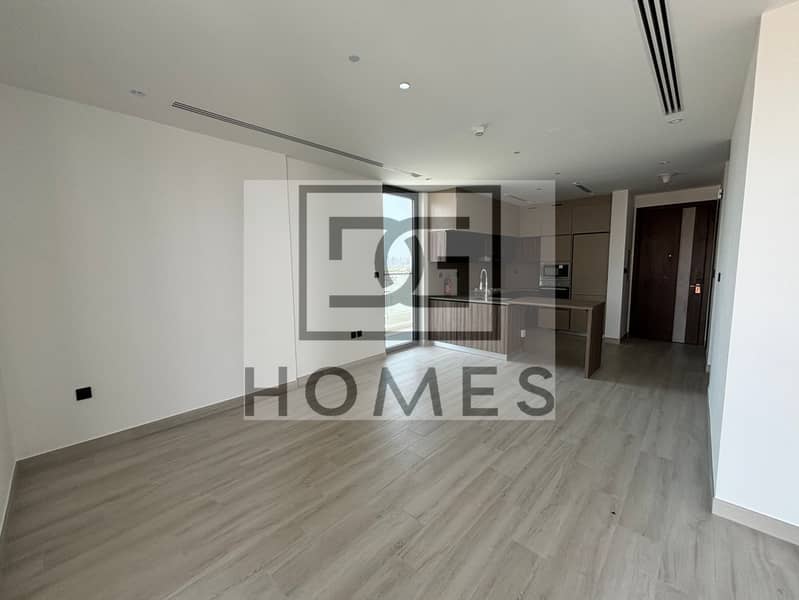 Corner 1 Bedroom | Spacious | No Commission