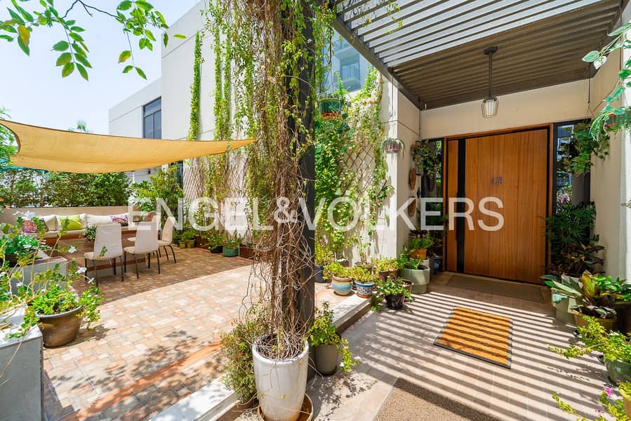 Priced To Sell | Upgraded | Expertly Landscaped