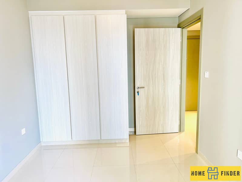 HIGH FLOOR | POOL VIEW | BUSINESS BAY |