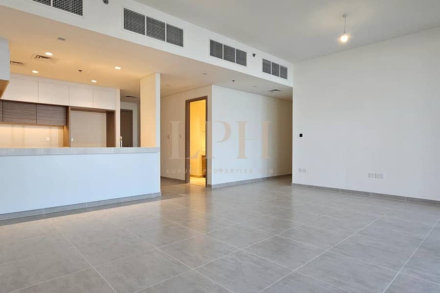 Spacious | Creek View | Private Balcony