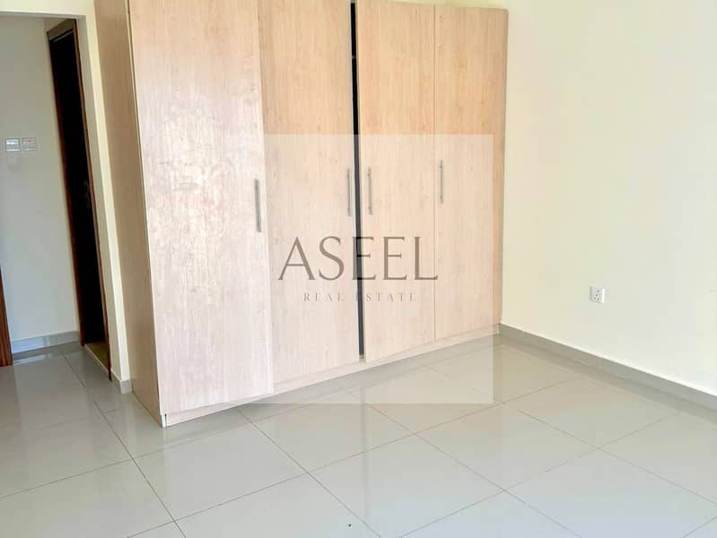 Spacious | Prime Location | Vacant on Transfer - Image 11