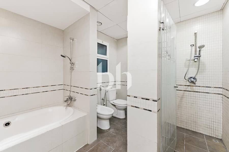 Sea View | Spacious Layout | Unfurnished - Image 7