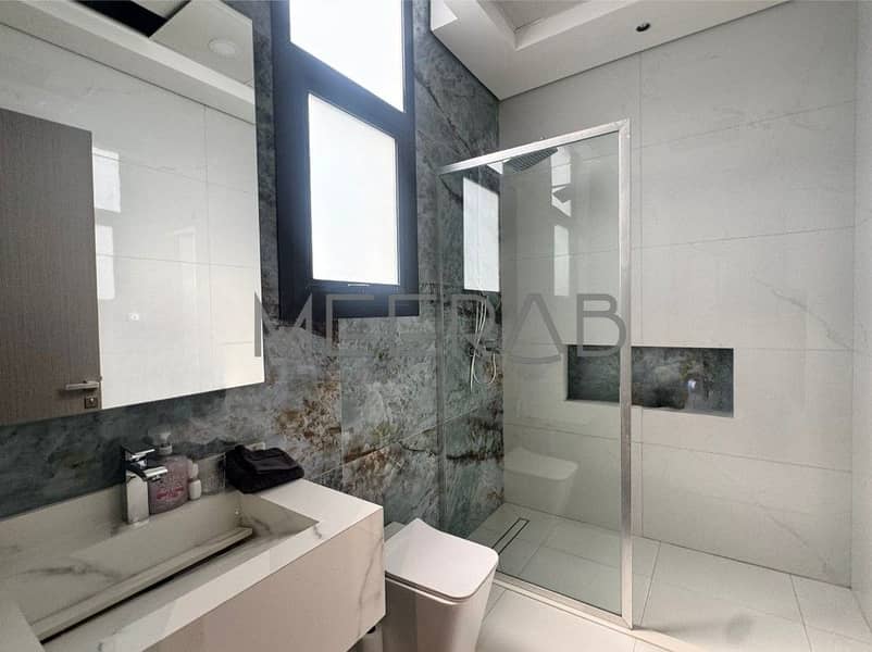 | GRACEFUL VILLA | SPACIOUS WITH GUEST ANNEX | - Image 19