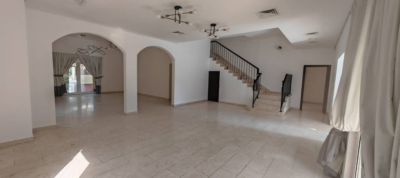 Amazing ready to move villa 5 Bedroom + Maid / Huge plot / Private Swimming pool