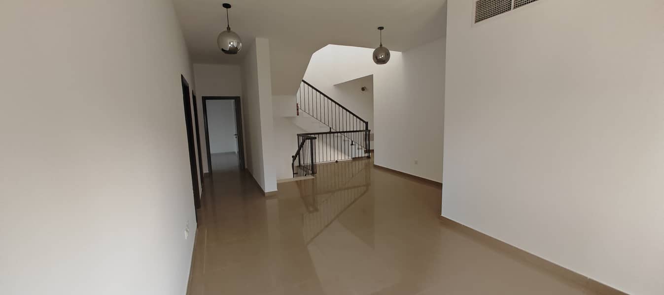 Amazing ready to move villa 5 Bedroom + Maid / Huge plot / Private Swimming pool - Image 19